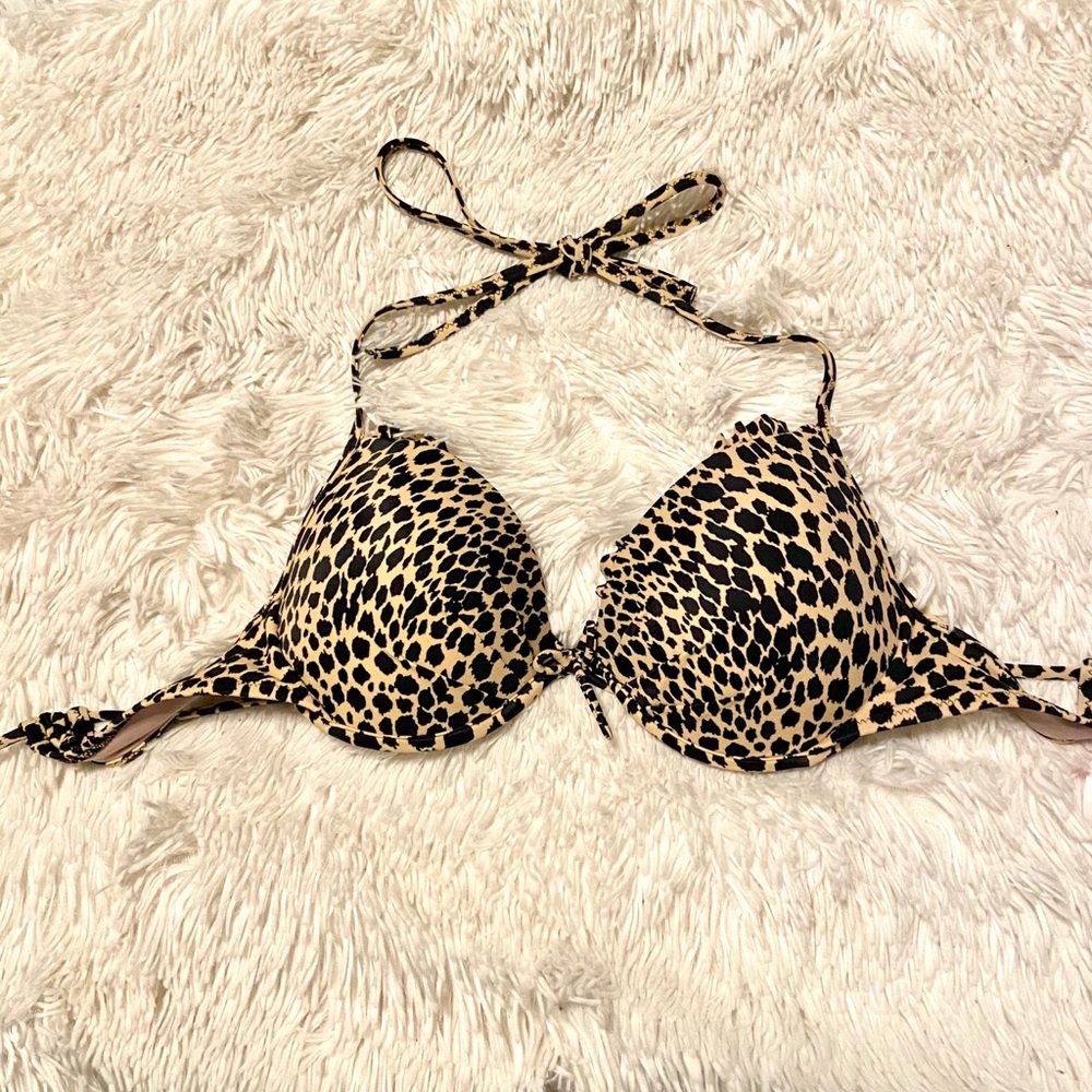 Victoria’s Secret bikini top